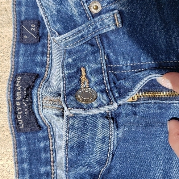 Lucky Sweet Crop Ankle Jeans Size 4/6 or 27/28 - Picture 3 of 5